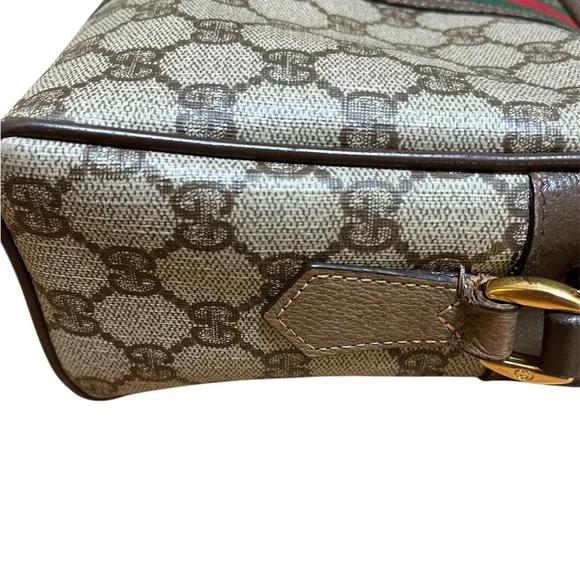 Gucci Authentic Crossbody Bag - Picture 3 of 15